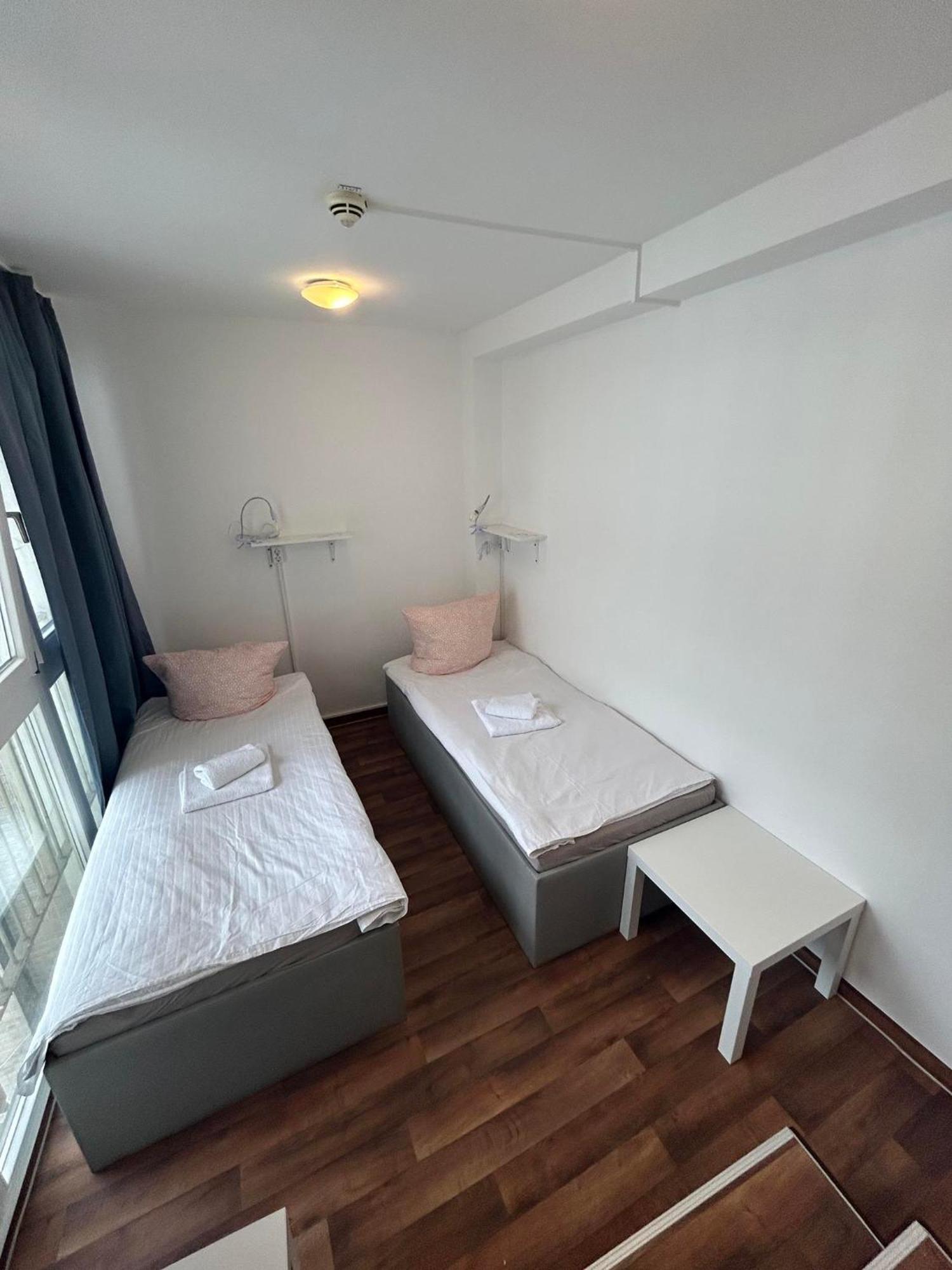 Apartment Budget Station Apartmenthostel Sen 14