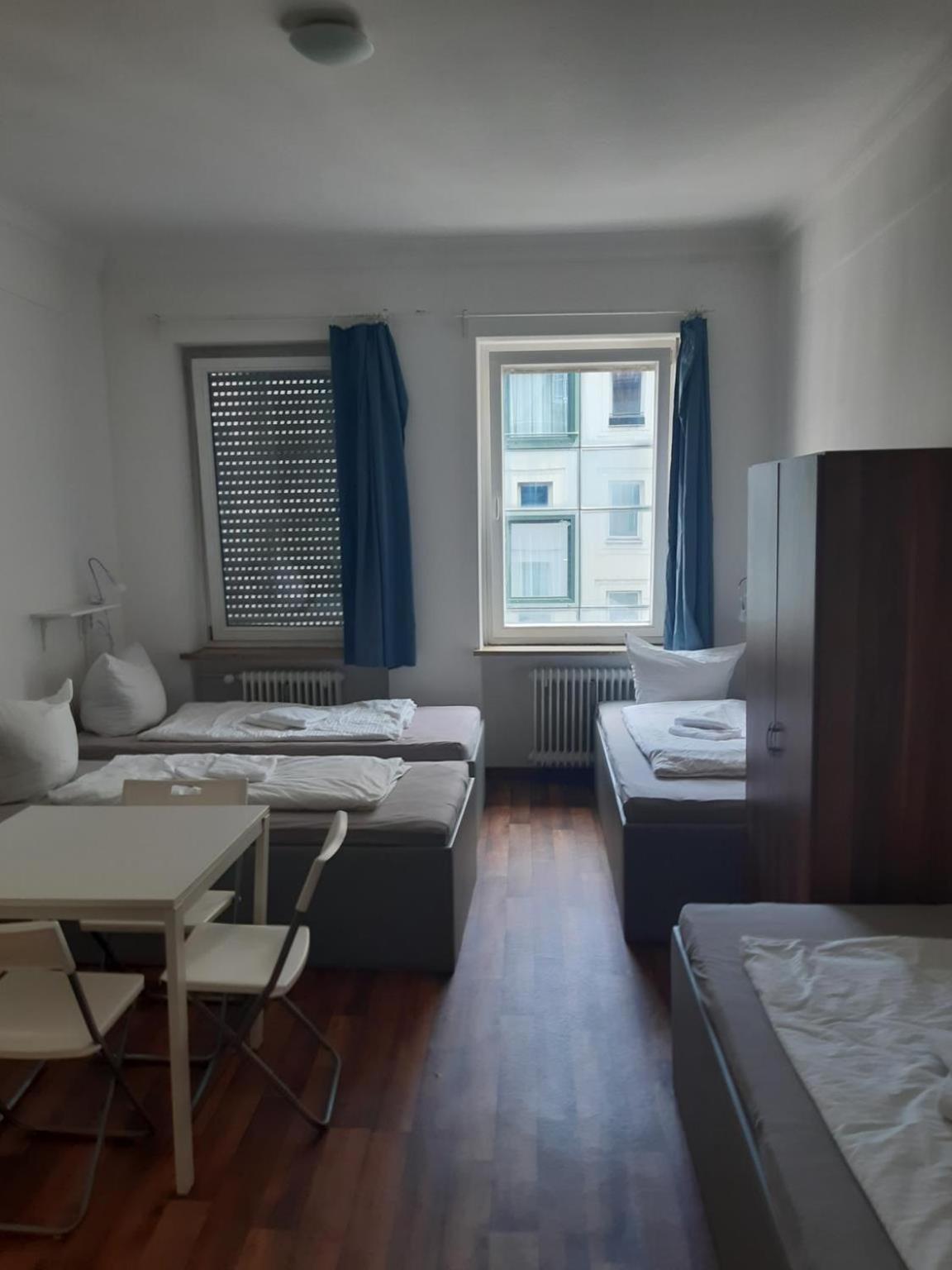 Budget Station Apartmenthostel Sen 14